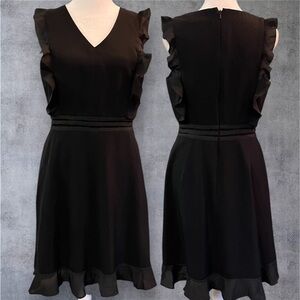 Banana Republic Elegant Chic Black Formal dress No sleeve Sz 2